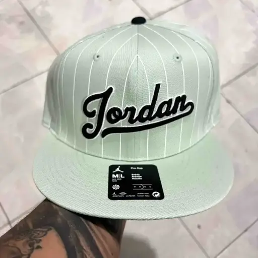 GORRA JORDAN COLOR BLANCO NUEVA